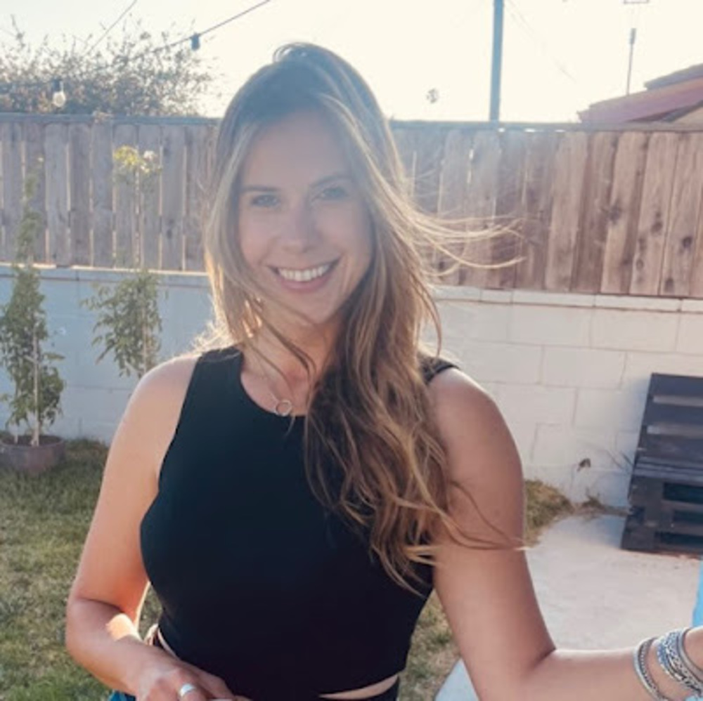 Meet your Posher, Pamella